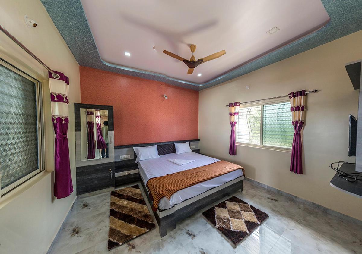 Krishna Homestay 亨比 外观 照片